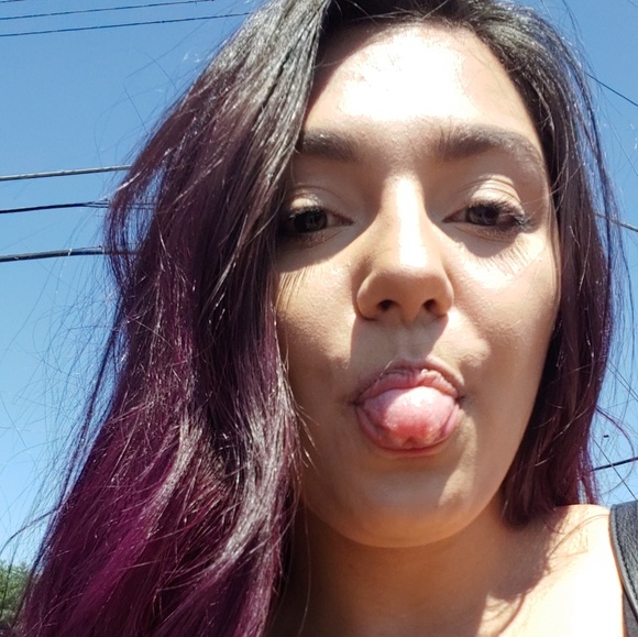 Meet your Posher, Cat - Picture 2 of 3